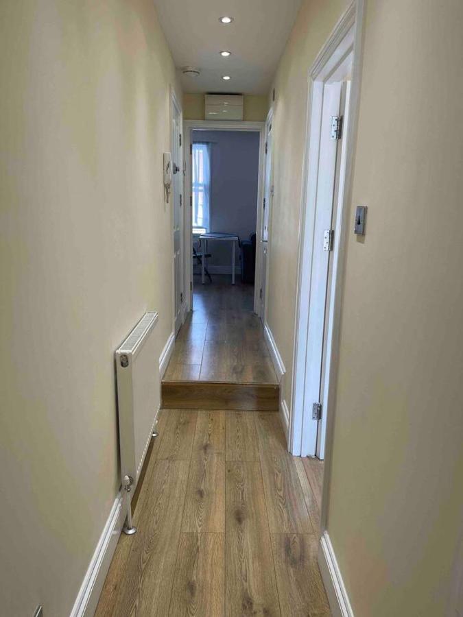 Quiet And Cozy 2 Seperate Bedrooms And 2 Bathroom With Terrace