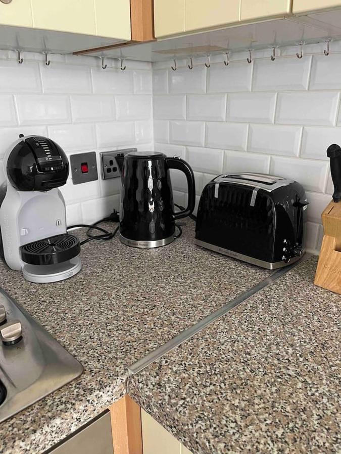 Apartamento Quiet And Cozy 2 Seperate Bedrooms And 2 Bathroom With Terrace