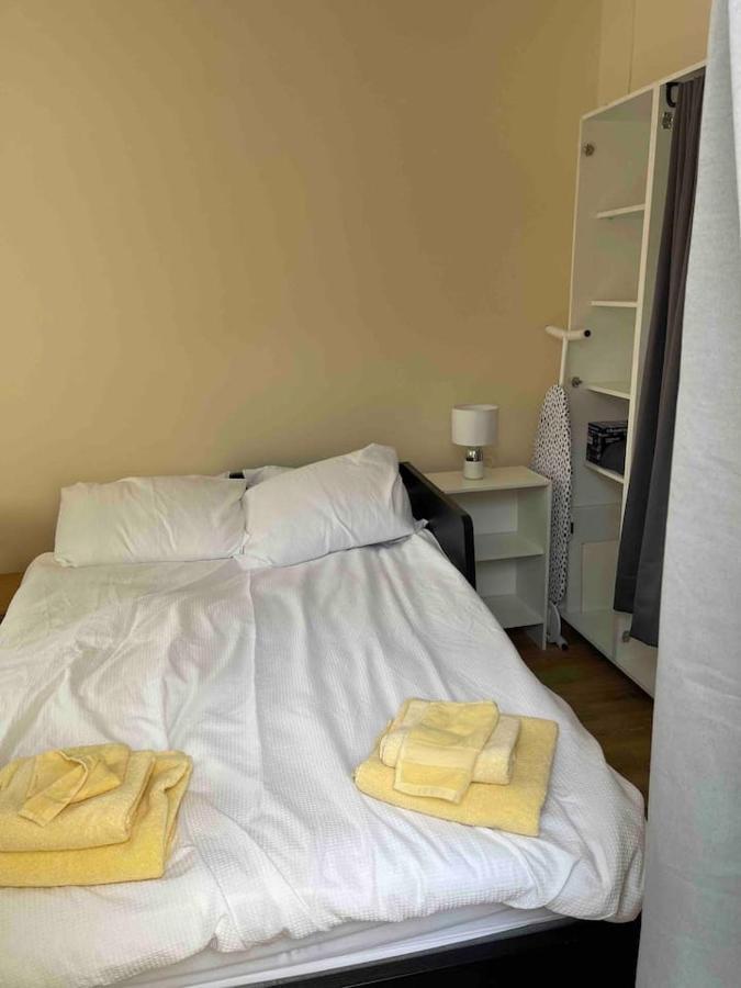 Quiet And Cozy 2 Seperate Bedrooms And 2 Bathroom With Terrace Apartamento