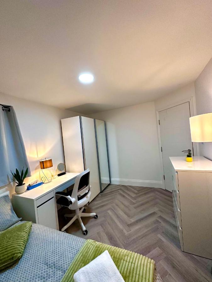 Casa de férias Charming 4 Bedrooms House With Garden In Heart Of Camden Londres