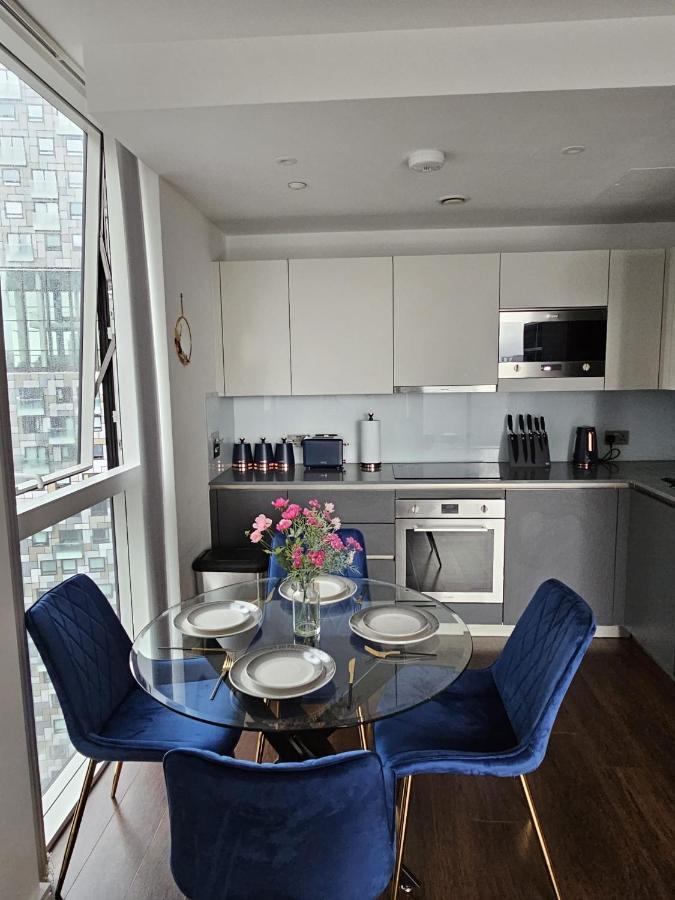 Appartement 2 Bed Luxurious Canary Wharf *