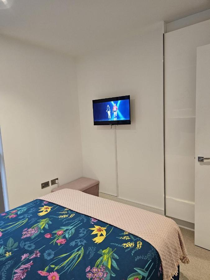 Appartement 2 Bed Luxurious Canary Wharf *