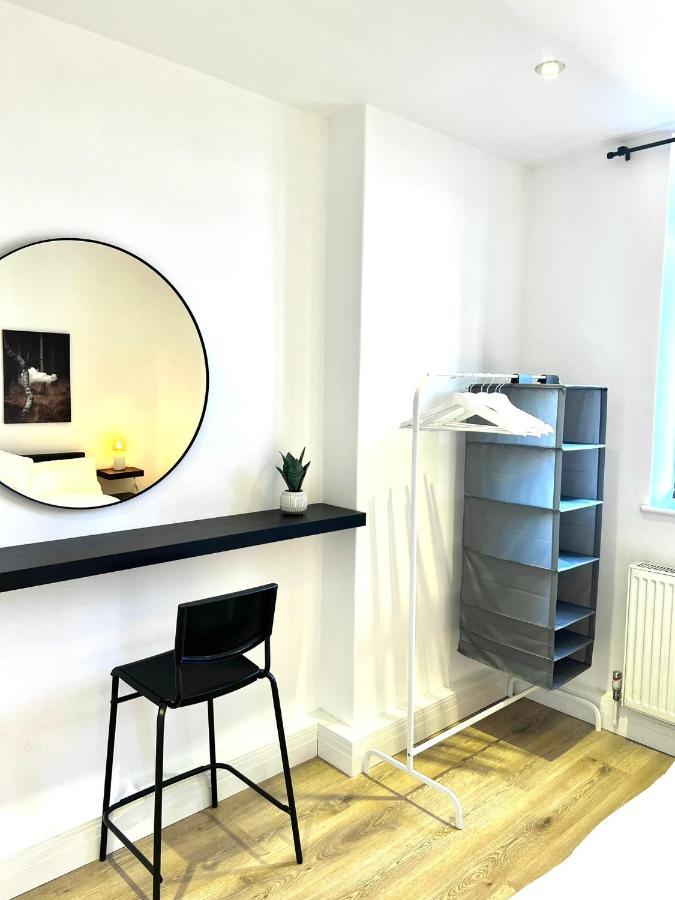 Apartment Bright & Spacious 1 Bed Steps From Hyde Park London