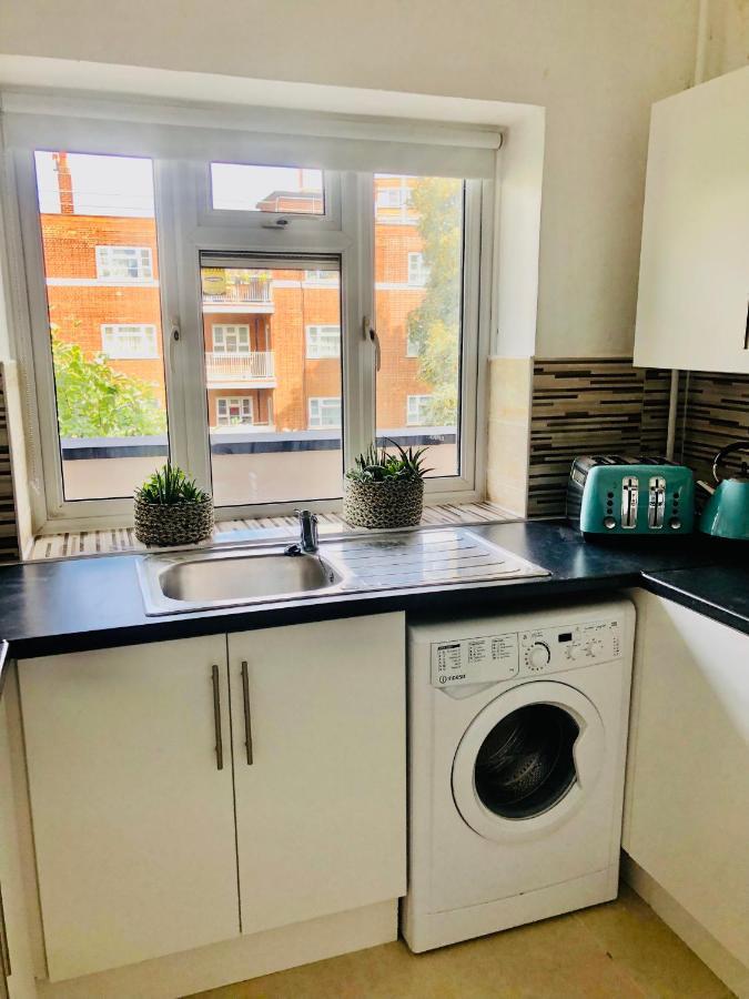 Location- 2 Bedroom * Londres