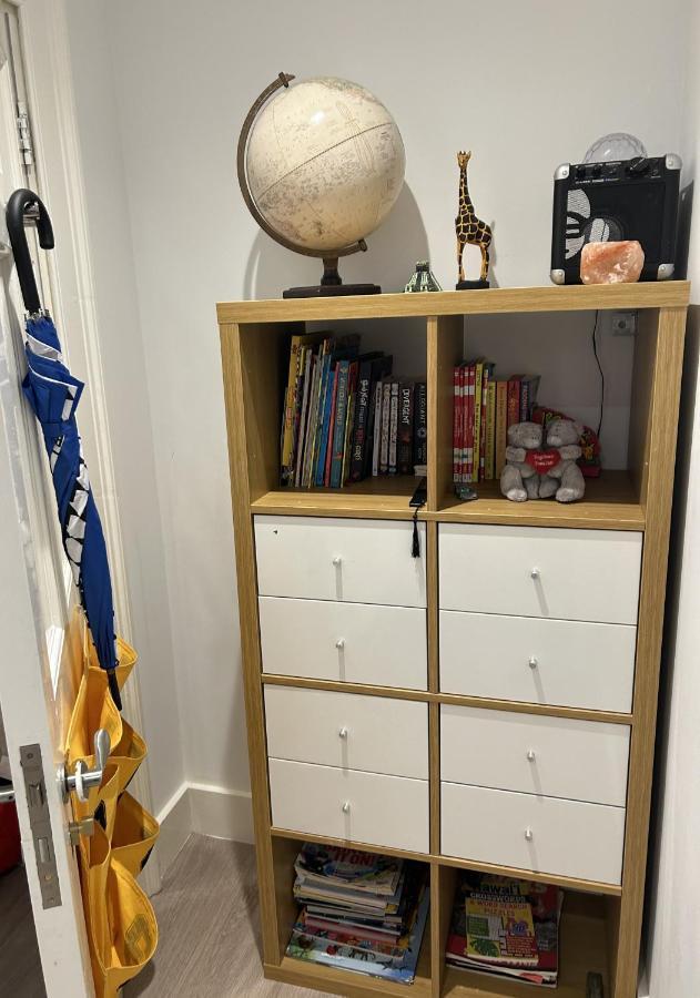 Quarto em Acomodações Particulares Beautiful Double In A Location Next To Various Tube Stations With Breakfast And Yoga Options Available On Site