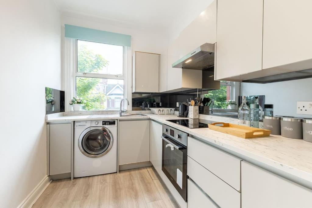Cozy 3-bedroom Flat In Willesden Apartamento *