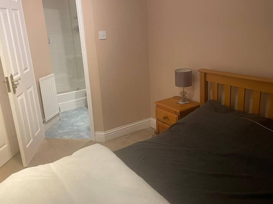 Apartamento Sw19 2 Bed 2 Bath Private Flat *