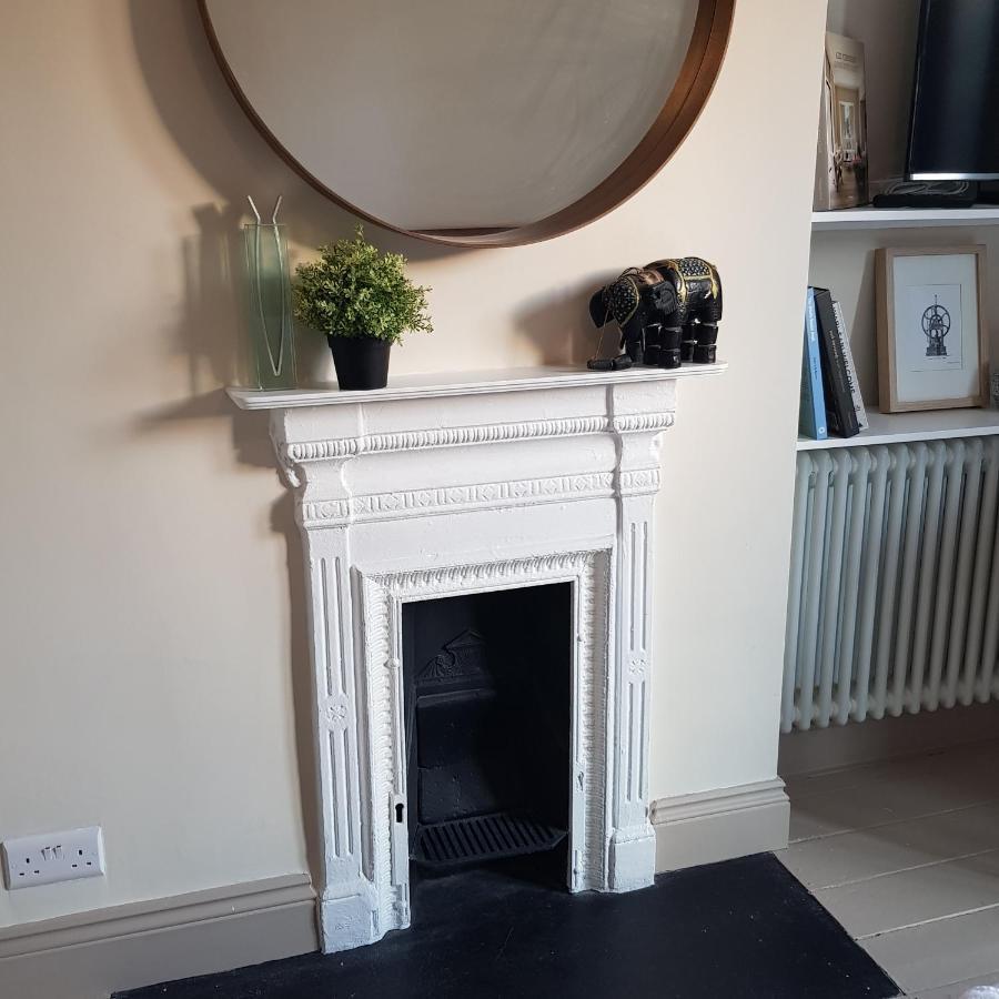 Accommodatie bij particulieren Beautiful Private In Queens Park Townhouse