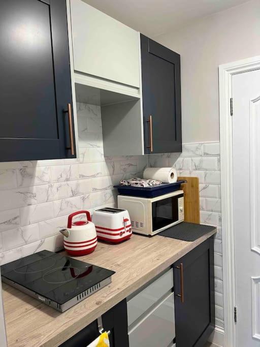 Cozy+elegant Studio@ West Londres