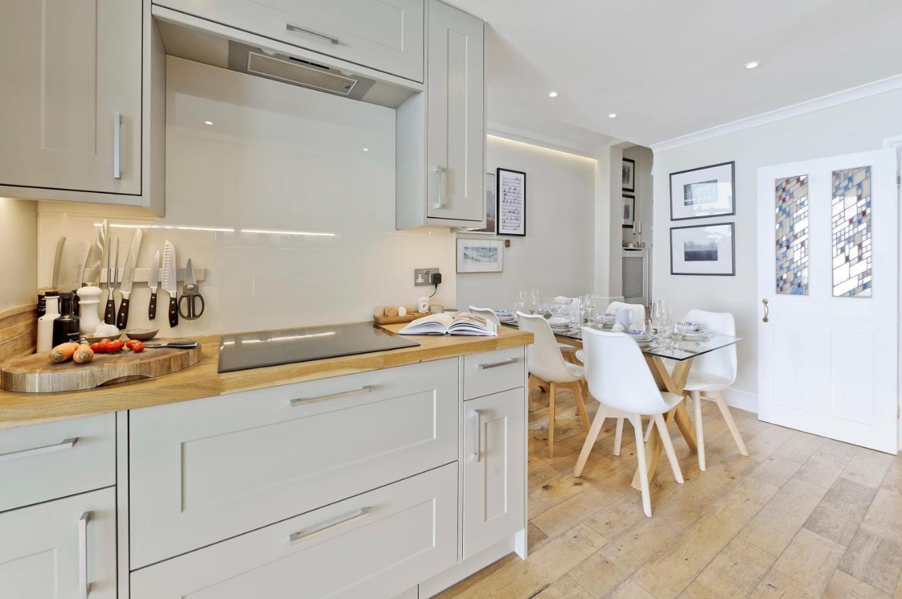 Family In Battersea By Underthedoormat Hébergement de vacances