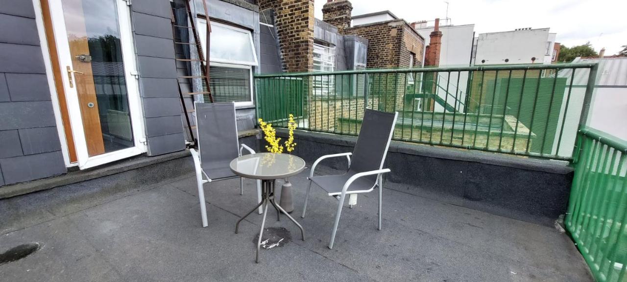 One Bedroom Flat In Finchley Road * Londres