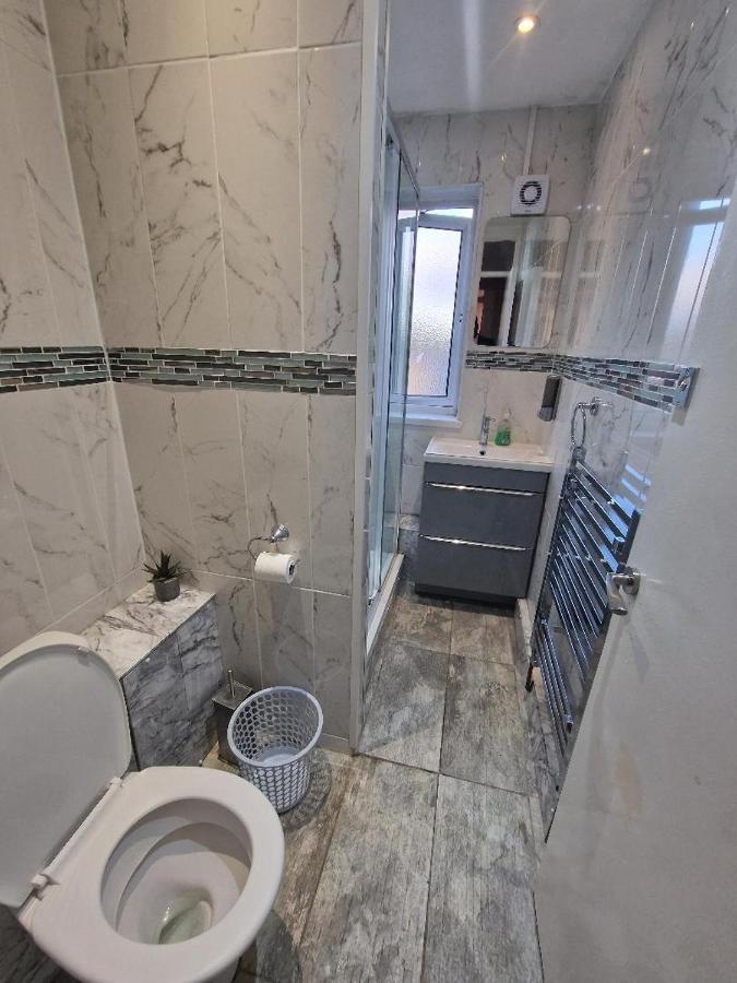 Luxury House, 4 Bedrooms Fully Furnished