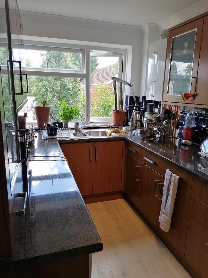 Accommodatie bij particulieren Beautiful Double Bedroom In Shared Flat Near Olympic Park In Stratford Londen