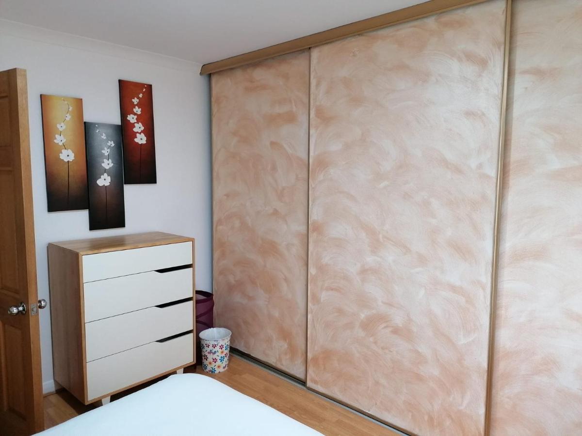 Beautiful Double Bedroom In Shared Flat Near Olympic Park In Stratford Accommodatie bij particulieren