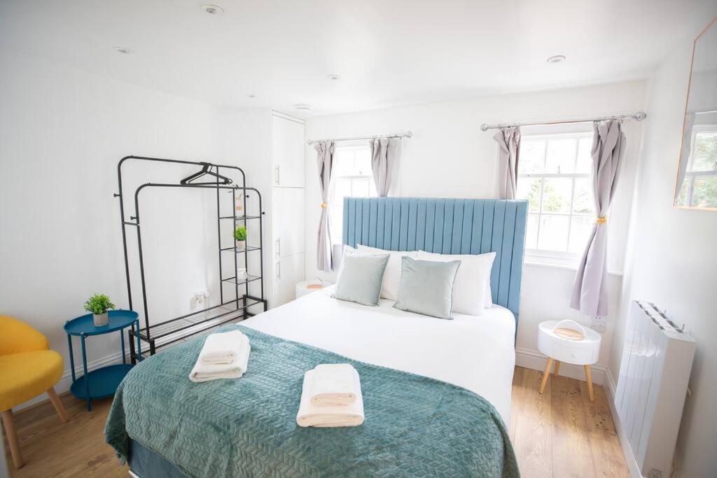Apartment Perfect Location 4bed 2 Bath Spacious London