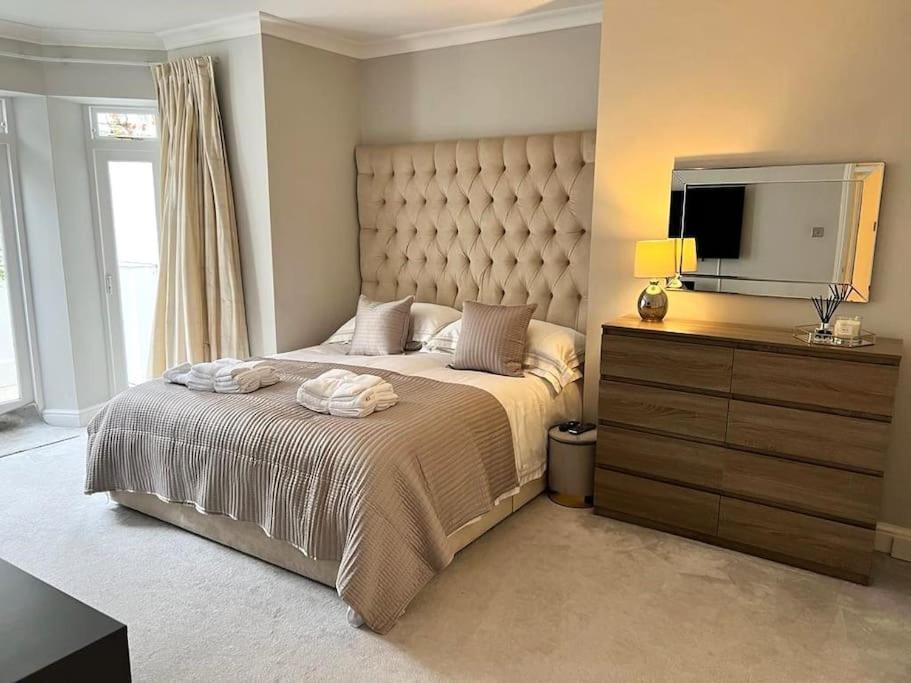 Leyla's Stunning Londres