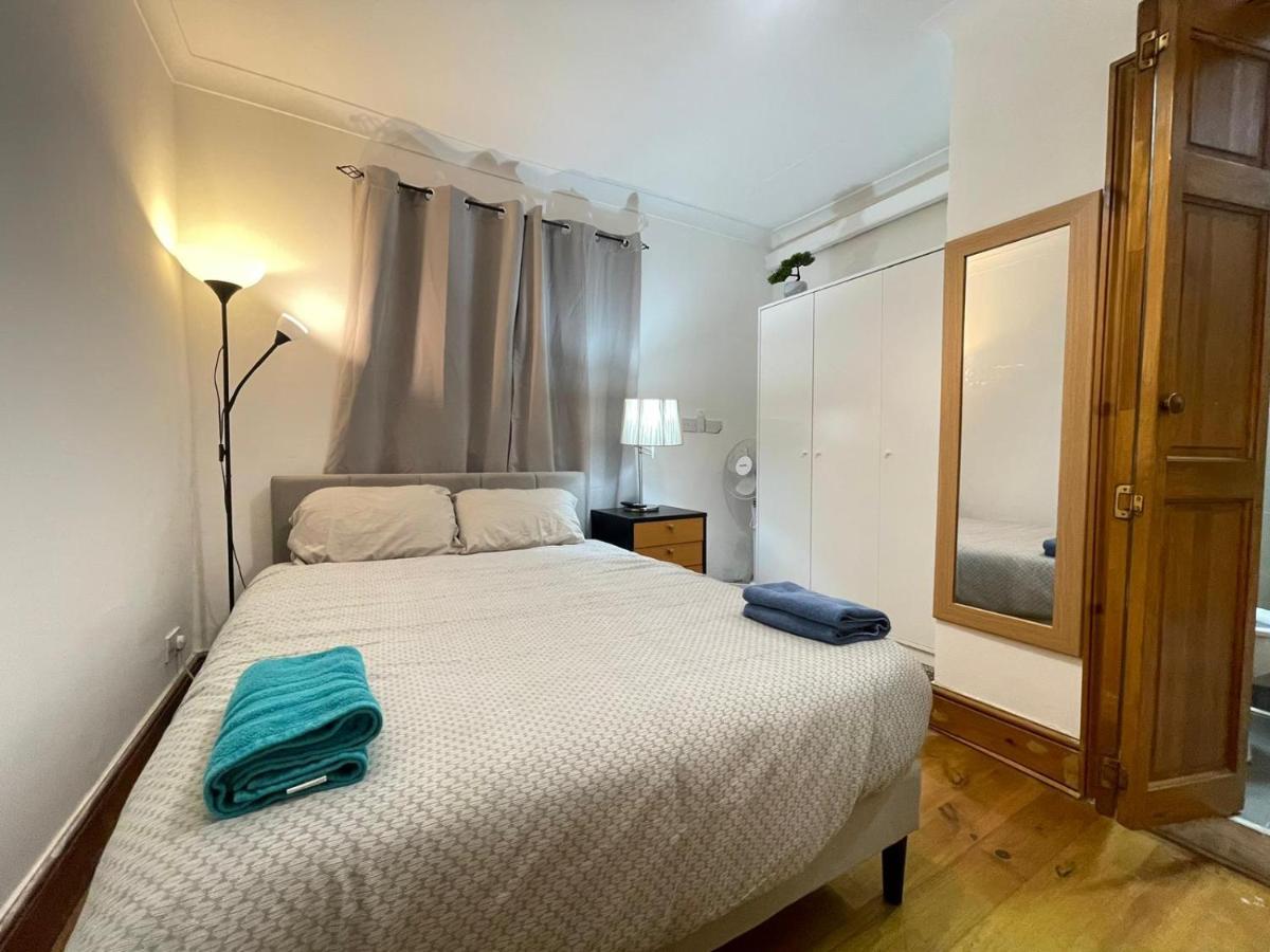 Lovely With En-suite In Stratford Londres