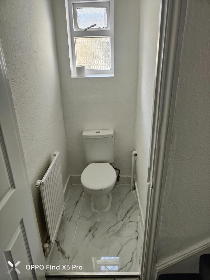 East 2 Bedroom Apartamento Londres