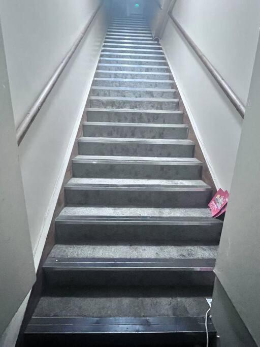 Flat 7 Near Westfield Centre, 1 Bedroom, 1 Bathroom Flat Appartement *