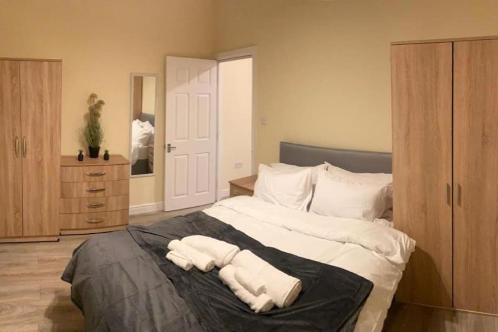 Flat 11 Brixton Hill, 1 Bedroom, 1 Bathroom Flat Londres