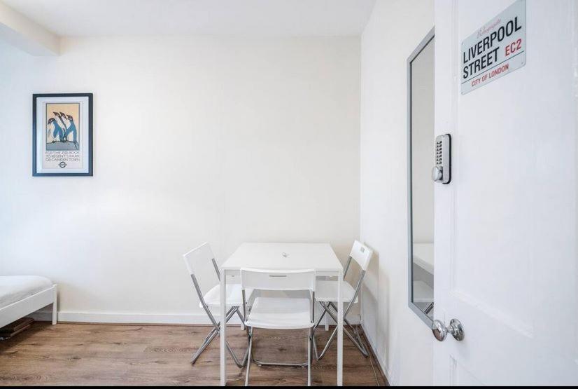 Aplacetostay Apartment, Zone 1 Pic *