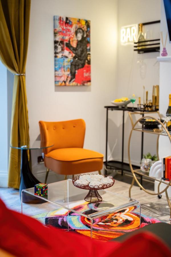 Funky Trendy Modern 3 Bed 3 Bath House In Dalston * Londres