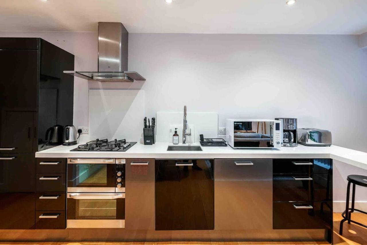 Stunning 3-bed House In Hébergement de vacances *