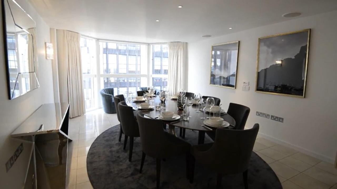 Spacius 3-bed In Kensington Appartement