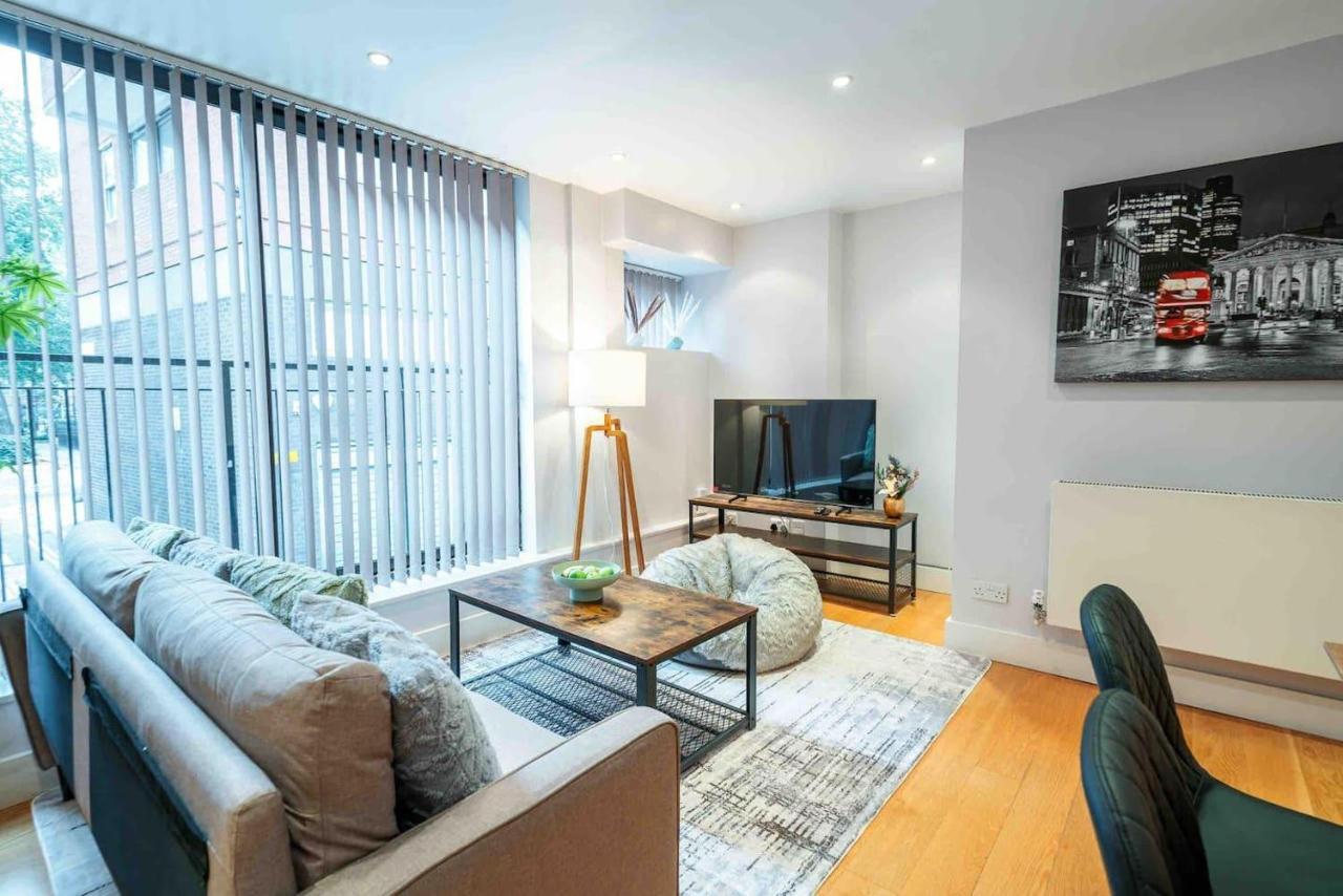 Immaculate 1-bed House In Hébergement de vacances Londres