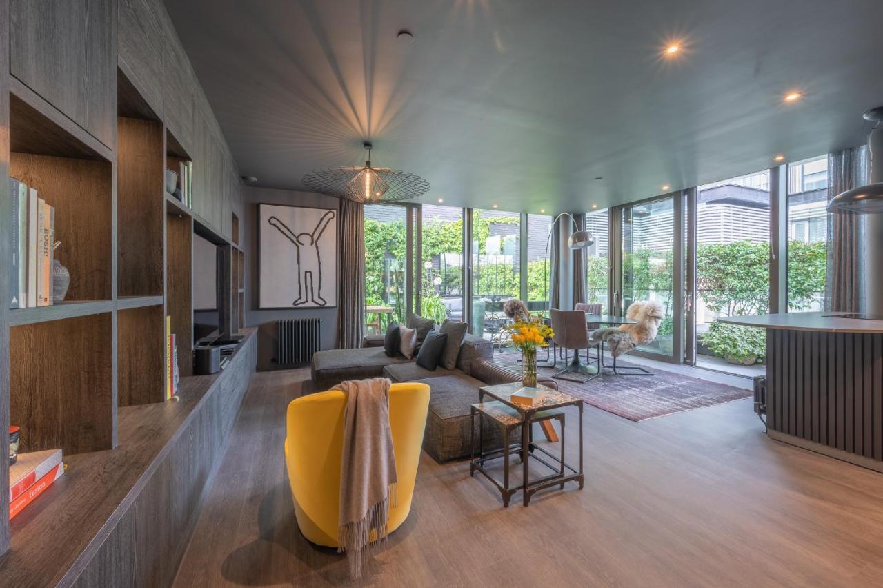Luxurious Penthouse, Expansive Wrap-around Terrace Appartement
