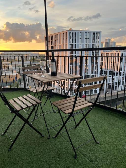Cozy Flat With Balcony *