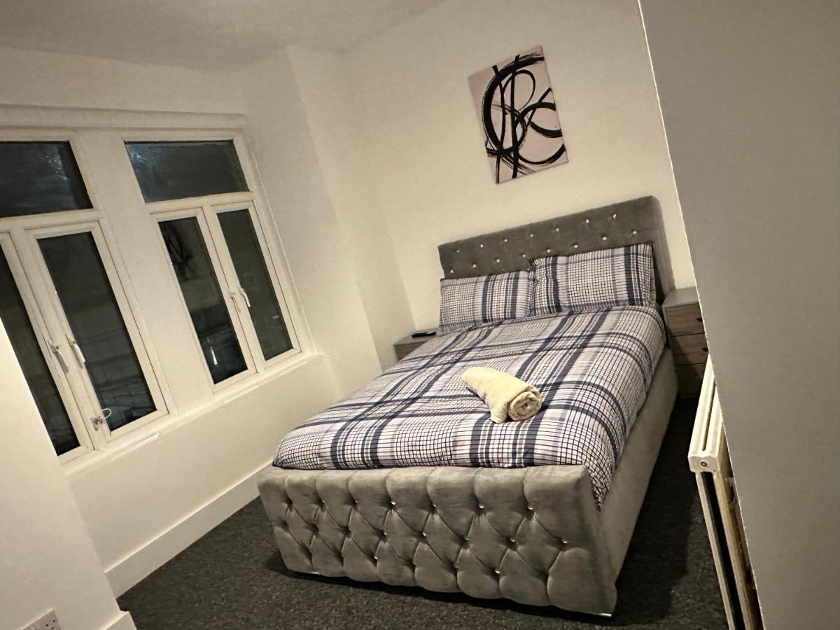 3 Bedroom House With Garden In Tottenham Londres