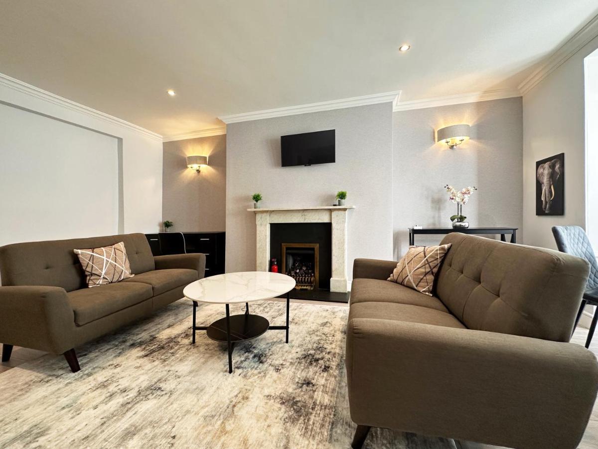Kevins Place Near Paddington Apartment *