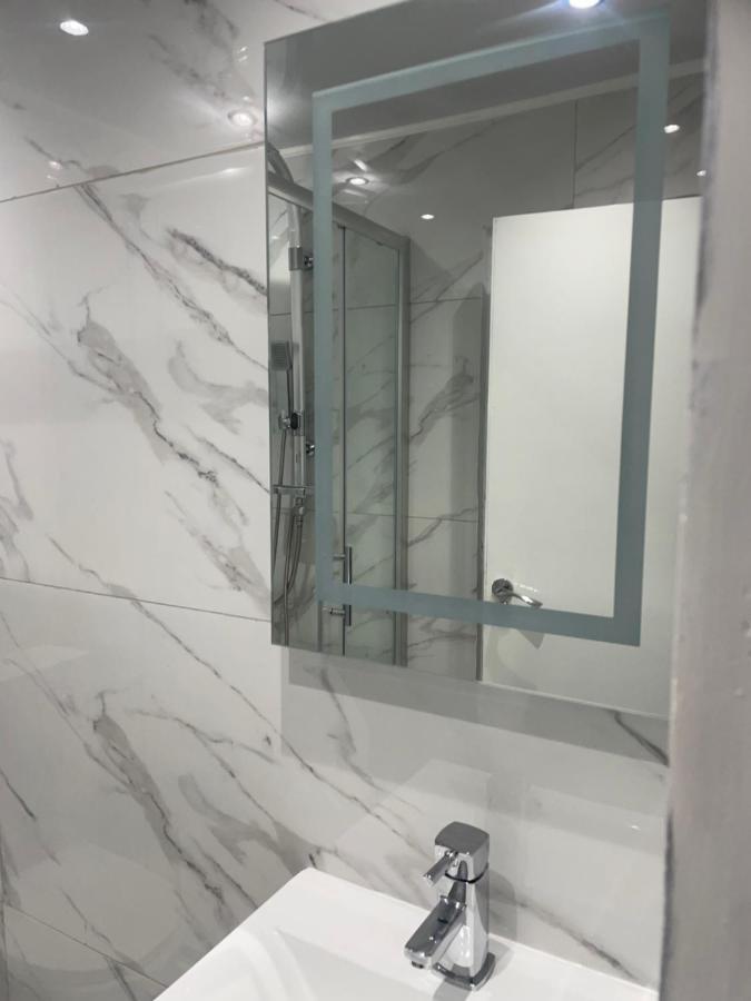 Newly Renovated In Acton Apartamento *
