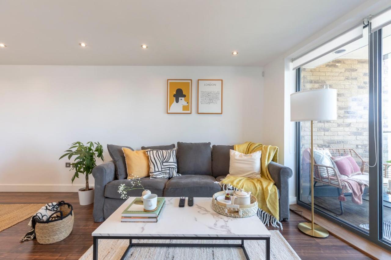 Modern Luxe Just 10 Mins From Tower Bridge! Easy Access To Tube And Bus Apartamento