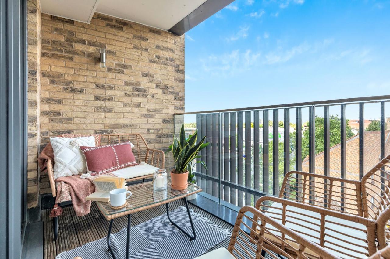 Apartamento Modern Luxe Just 10 Mins From Tower Bridge! Easy Access To Tube And Bus