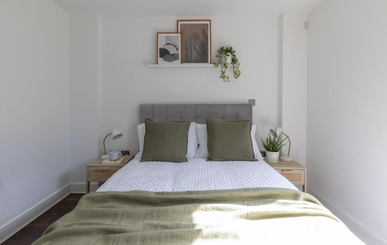 Modern Luxe Just 10 Mins From Tower Bridge! Easy Access To Tube And Bus Apartamento *