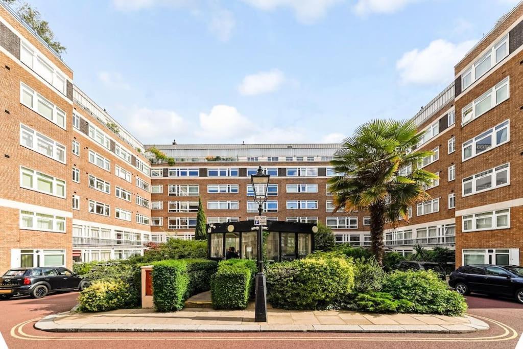 Unique 2 Bed 2 Bath Victorian Flat Regents Park Appartement Londen