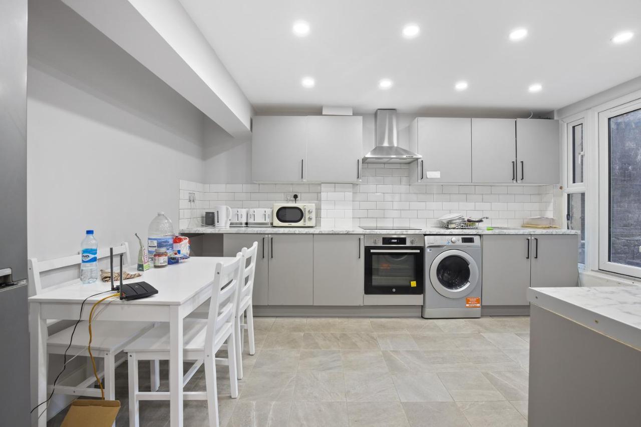 Hackney Apartment