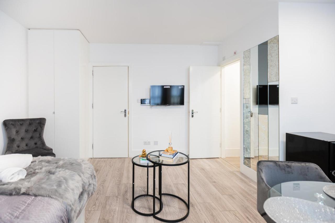 Appartement Newly Refurbished In Kensal F Londres