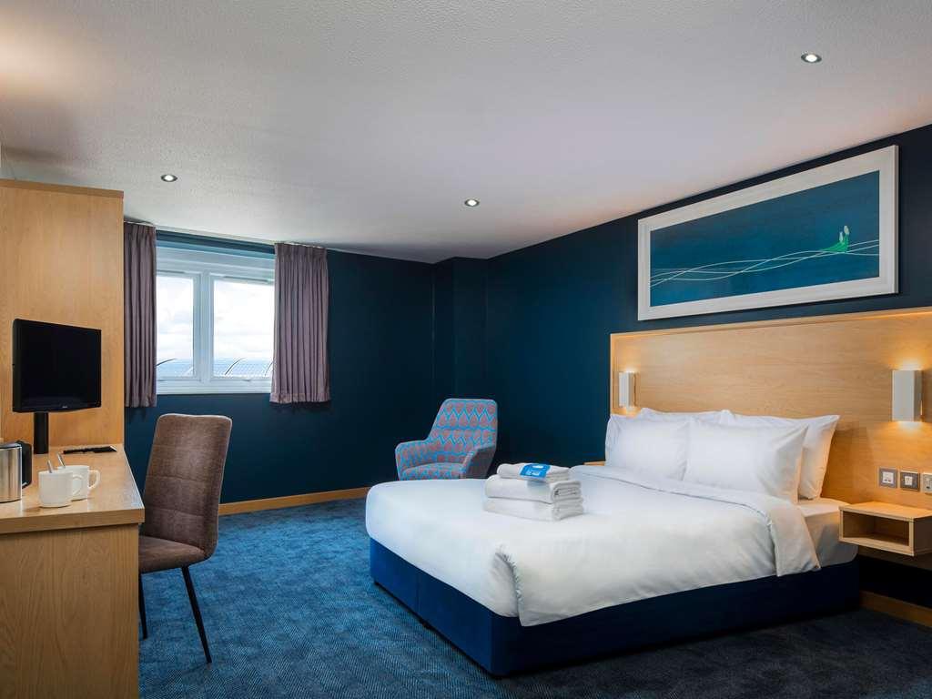 Travelodge Road 3* London