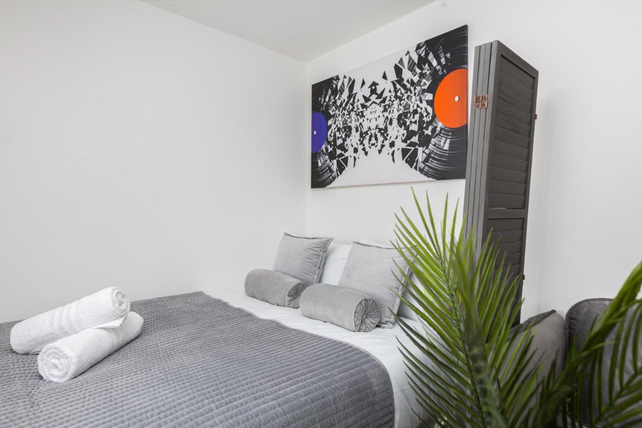 Apartamento Modern Large Studio, 15 Mins Walk To Notting Hill