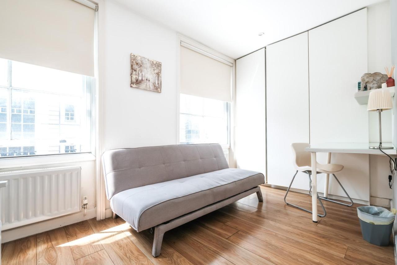 Grandeur 3 Bedroom Flat In London, Mayfair Hy3 *