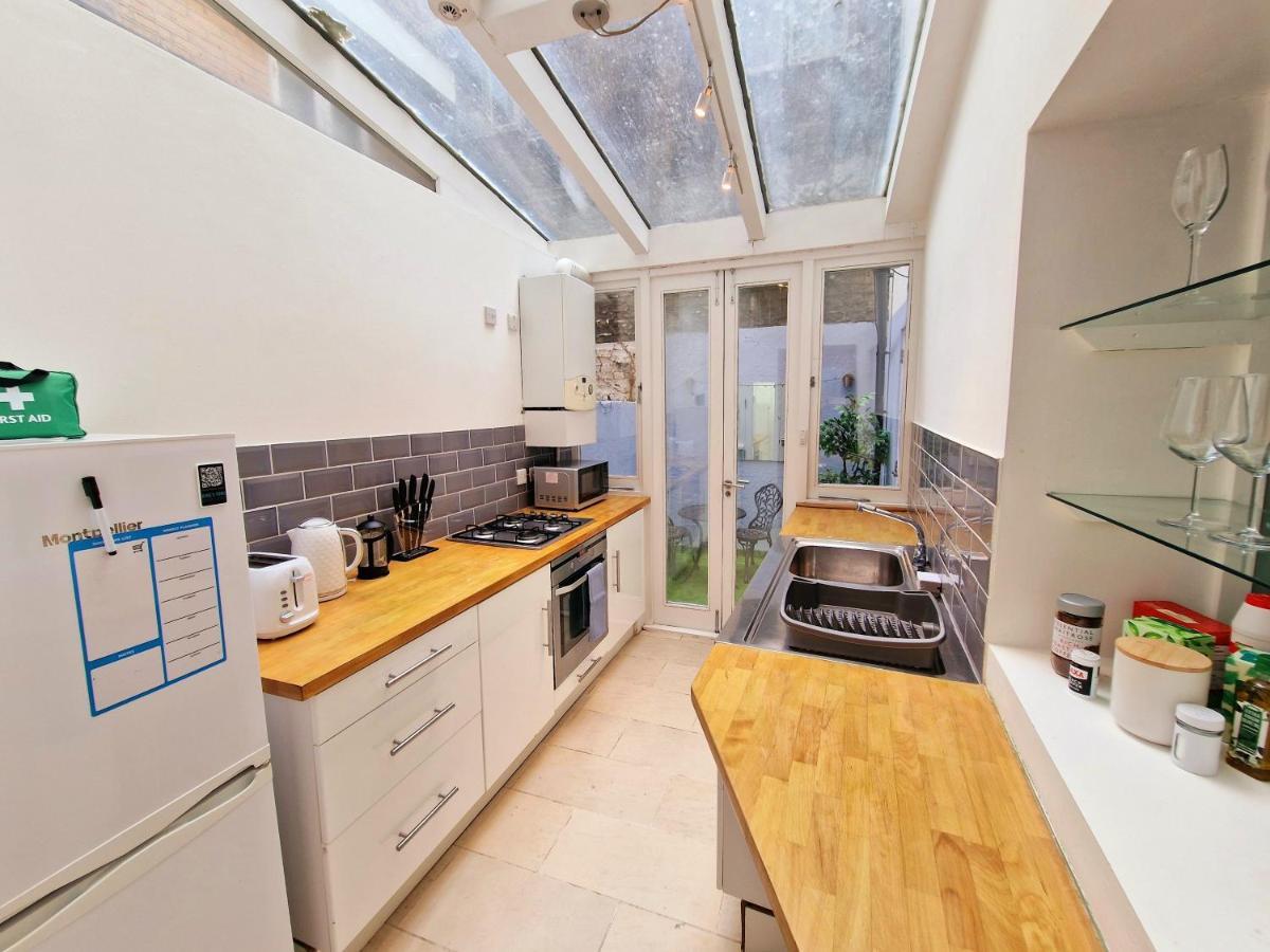 Beautiful Hyde Park Flat By Lancaster Gate Station With Private Back Patio Appartement
