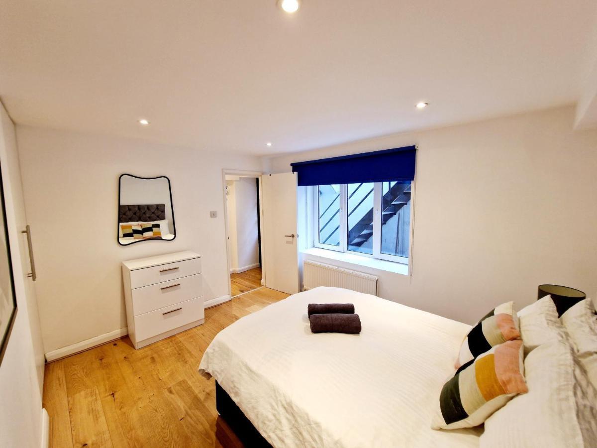 Beautiful Hyde Park Flat By Lancaster Gate Station With Private Back Patio Londres