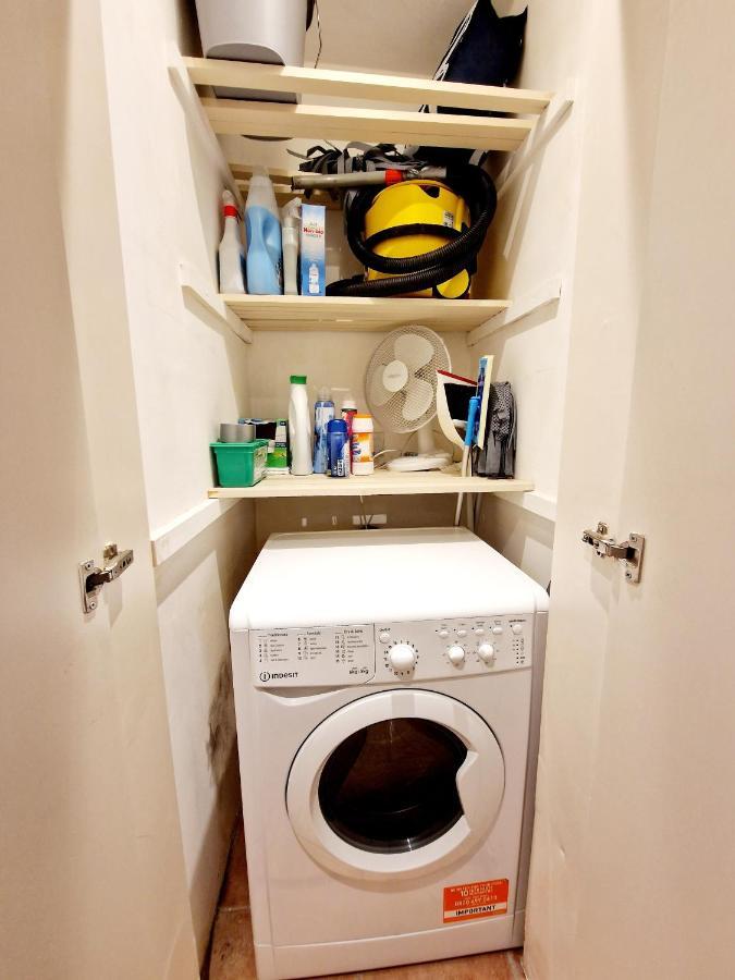 Beautiful Hyde Park Flat By Lancaster Gate Station With Private Back Patio Appartement