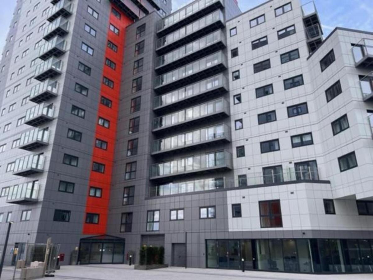 Skyvillion - River Thames Floor By Woolwich Ferry, Mins To Excel, O2 Arena , Airport With Parking Londres