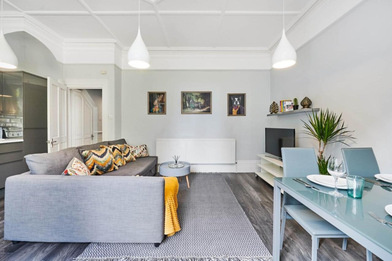 Stylish Garden Flat In Kensington Olympia *