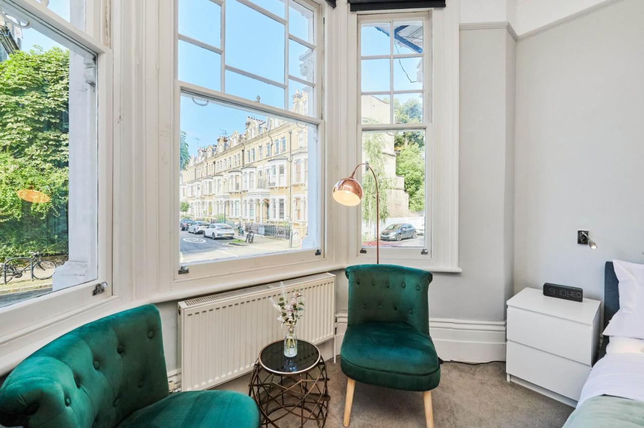 Apartment Stylish Garden Flat In Kensington Olympia London
