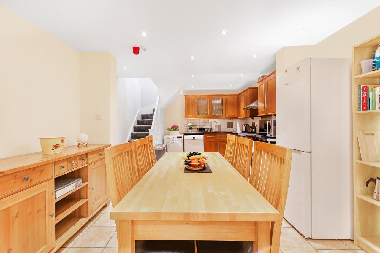Holiday home Charming 4 Bed Town House With Roof Terrace London